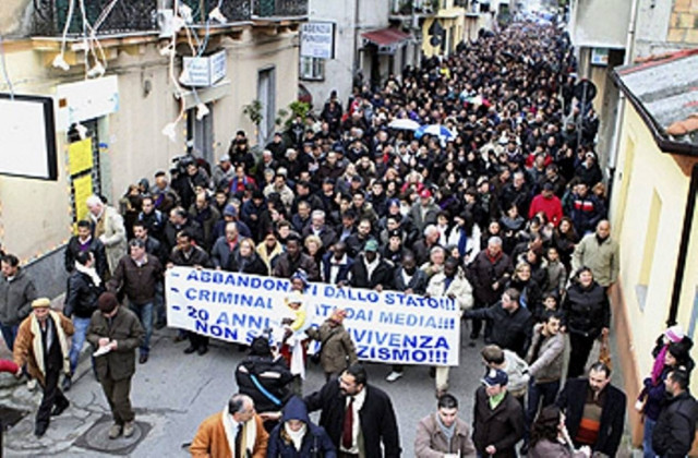 Στους δρόμους οι γιατροί στην Ιταλία