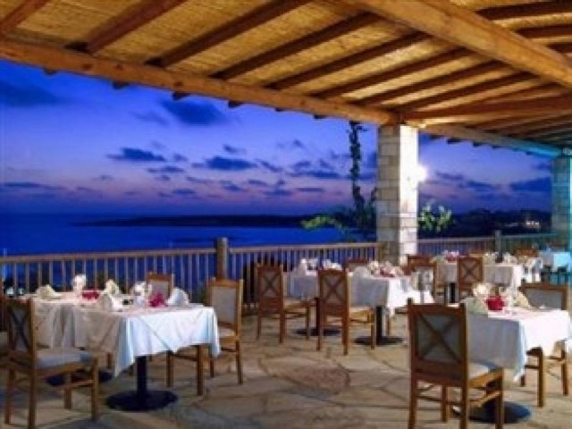 Λουκέτο στα περισσότερα εστιατόρια της Πάφου