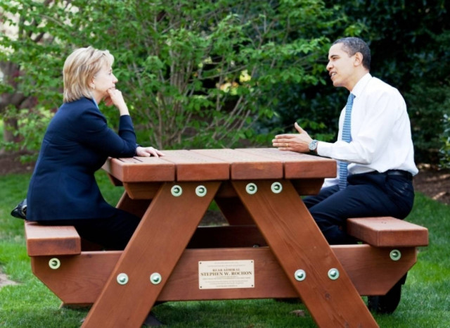 Ο Ομπάμα στο «κυνήγι» του αντικαταστάτη της Κλίντον