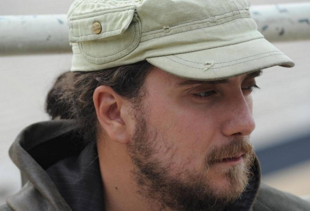 Στο ΣΥΡΙΖΑ ο τραγουδιστής Στάθης Δρογώσης