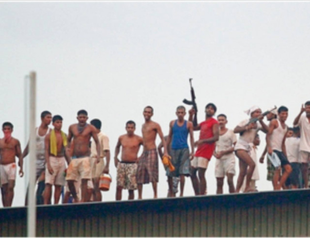 Δέκα νεκροί από πυροβολισμούς σε φυλακή