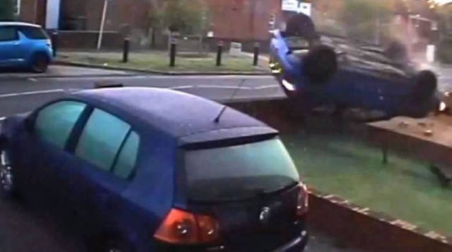 Βίντεο: Μεθυσμένος οδηγός σε απίστευτη «εκτόξευση»