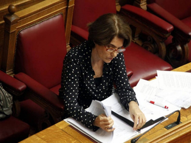 Όταν η Σκοπούλη παίζει με τα νεύρα μας!