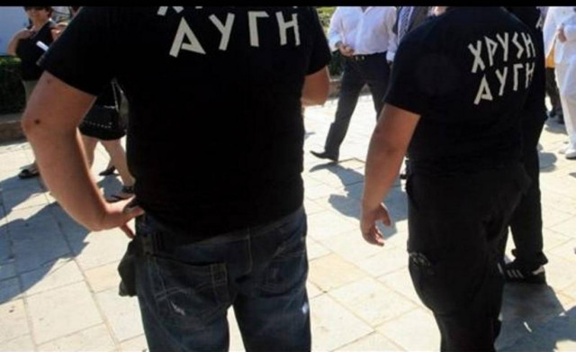 Καταζητούνται δύο μέλη της Χρυσής Αυγής