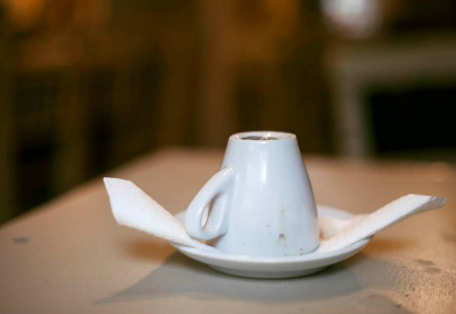 Έλεγε το φλυτζάνι έναντι 2.500 ευρώ!