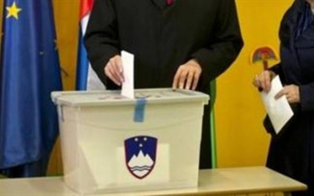 Στις κάλπες σήμερα οι Σλοβένοι