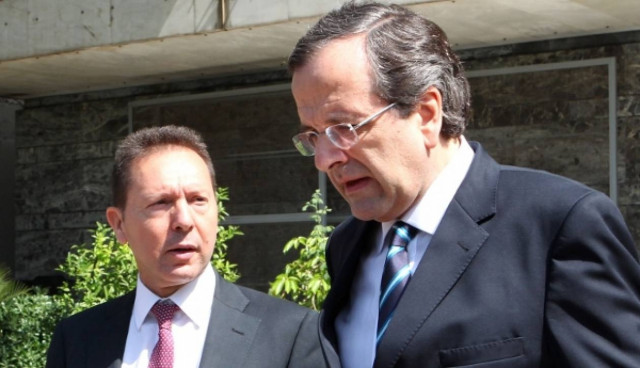 Σε «ανοιχτή γραμμή» με τον Στουρνάρα ο Σαμαράς