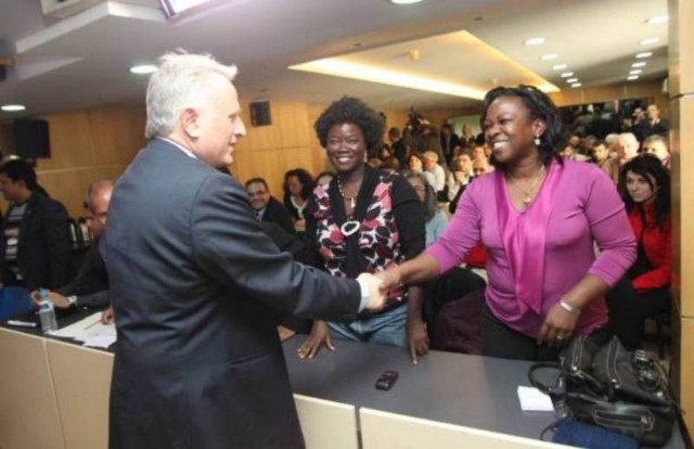 Το Συμβούλιο Επικρατείας καταργεί το δικαίωμα ψήφου στους μετανάστες