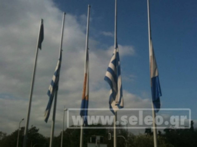 Διαδηλωτές εισέβαλαν στο γραφείο του Μπουτάρη (pics+vid)