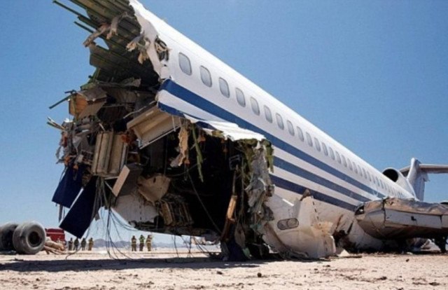 Ποιες είναι οι πιο ασφαλείς θέσεις σε ένα αεροπλάνο