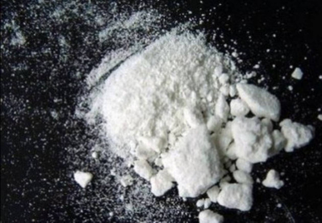 «Έπιασαν» παππού με κοκαΐνη και χάπια!