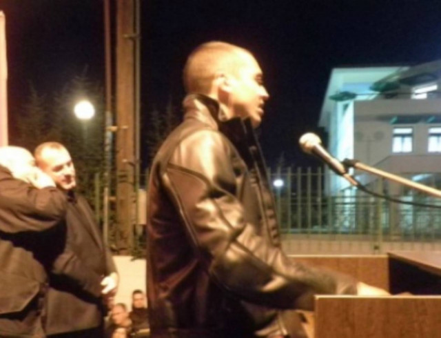 Προκαλεί ο Κασιδιάρης- «Ανύπαρκτοι οι νεκροί του Πολυτεχνείου»