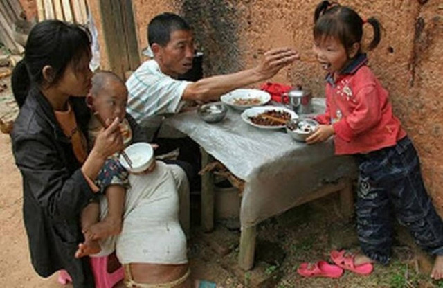 «Κόψτε το πόδι μου, δεν έχω λεφτά για θεραπεία»