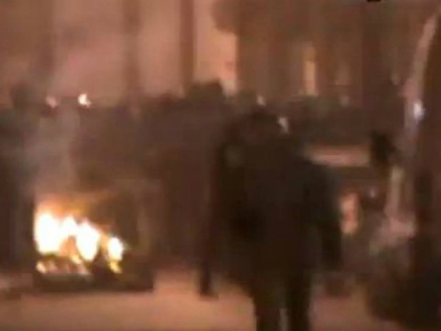 Βίντεο: Eπεισόδια αντιεξουσιαστών - αστυνομικών στο Αγρίνιο