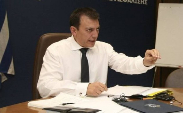 Απολογισμό των ενοικίων από τους ασφαλιστικούς φορείς ζητά ο Βρούτσης