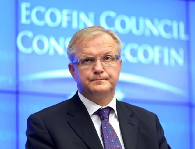 Ρεν: Το Eurogroup να αποφασίσει για τη βιωσιμότητα του χρέους