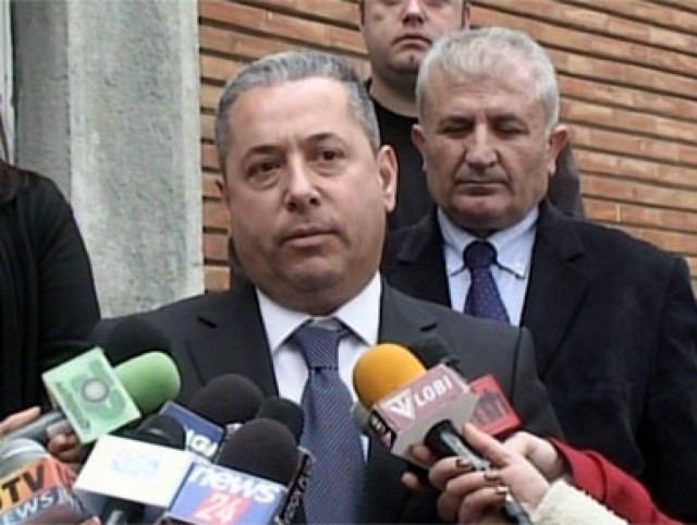 Οι Τσάμηδες ζητούν την  απομάκρυνση Ελληνικής καταγωγής υπουργού...