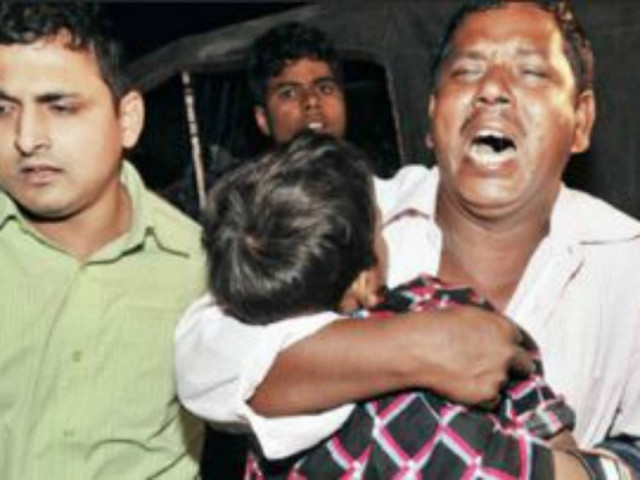 ΣΟΚΑΡΙΣΤΙΚΟ ΒΙΝΤΕΟ: Ποδοπατήθηκαν 18 άτομα σε θρησκευτική γιορτή