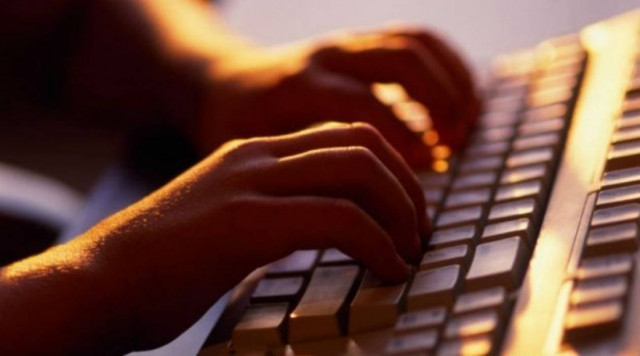 Στη «φάκα» ιδιοκτήτης ιστοσελίδας για «κατέβασμα» ταινιών