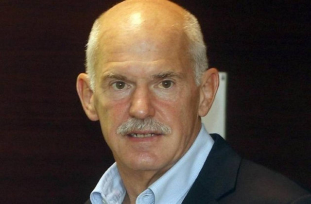 Παπανδρέου: Οι Έλληνες δίνουν μια άνιση μάχη
