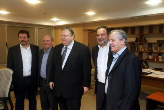 Βενιζέλος: Η Πολιτεία πρέπει να στηρίξει τους ανθρώπους της Τ.Α.