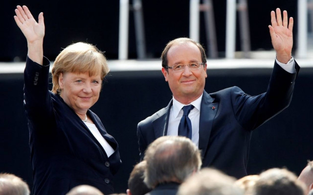 Συνάντηση Μέρκελ - Ολάντ στις Βρυξέλλες