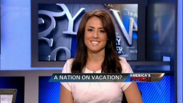 Βίντεο: Δήλωση-σοκ Ελληνοαμερικανής παρουσιάστριας για τη φτώχεια!