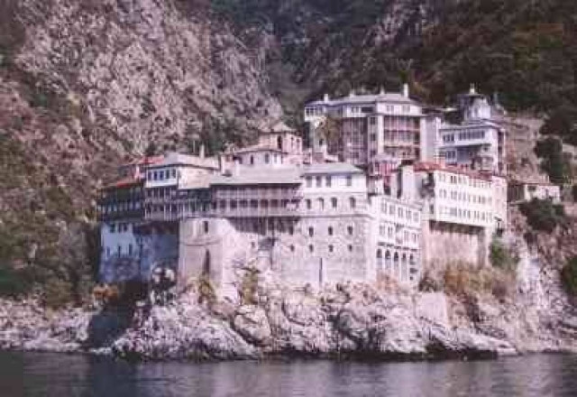 Το 'Αγιο Ορος αποδέχεται...την φορολόγησή του