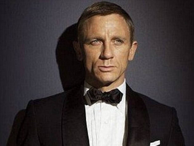 Το μαλλί που θέλει να ξεχάσει ο Daniel Craig!(pics)