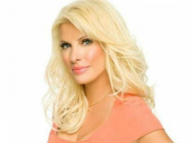 Ποια βασική συνεργάτιδα της Ελένης Μενεγάκη την... εγκαταλείπει;