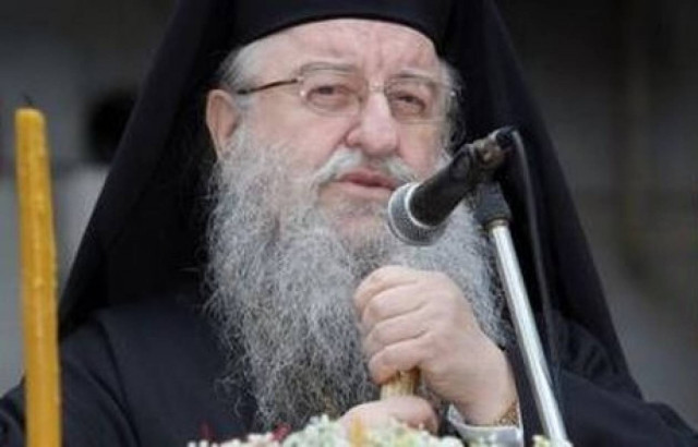 Μητροπολίτης Άνθιμος: Οι πιστοί θα εκκλησιάζονται φορώντας παλτό