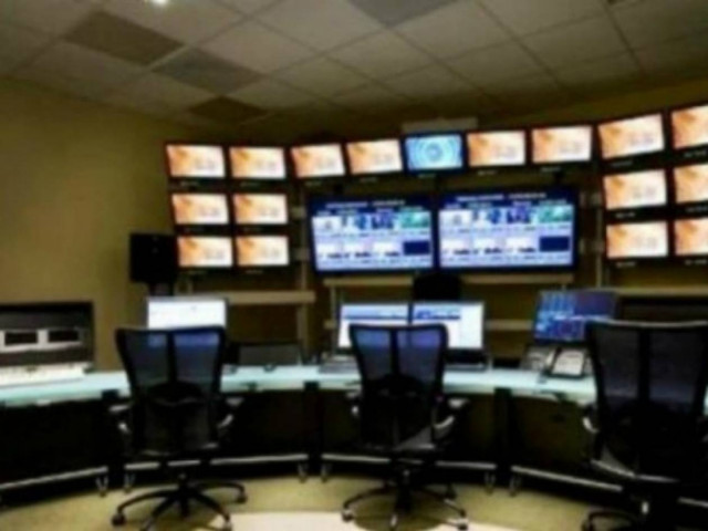 Σκάνδαλο: Η άγνωστη ερωτική σχέση γνωστών συμπαρουσιαστών!