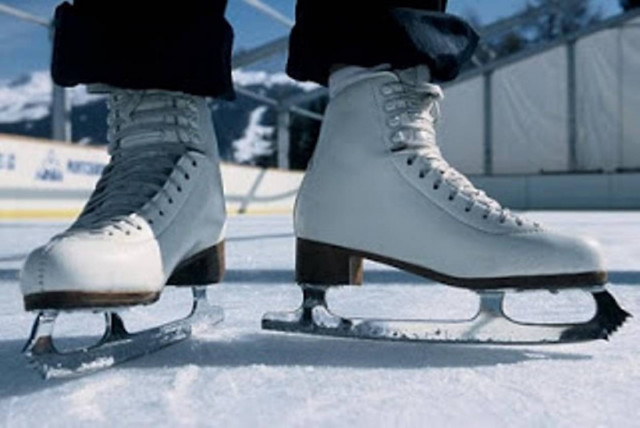 Ετοιμαστείτε! Ανοίγει το παγοδρόμιο στο Καρπενήσι