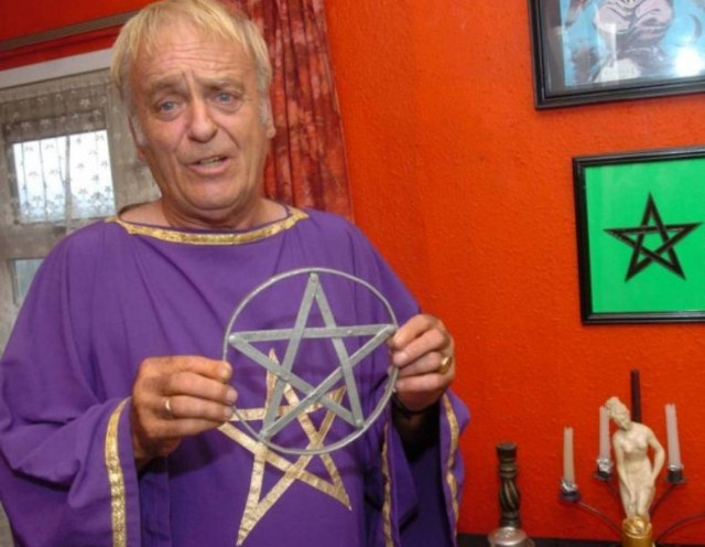 «Μάγοι» βίαζαν ανήλικα κορίτσια κατά τη διάρκεια τελετών