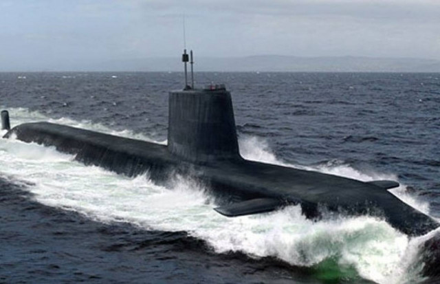 Ψάχνουν γνωστό επιχειρηματία στην υπόθεση των υποβρυχίων