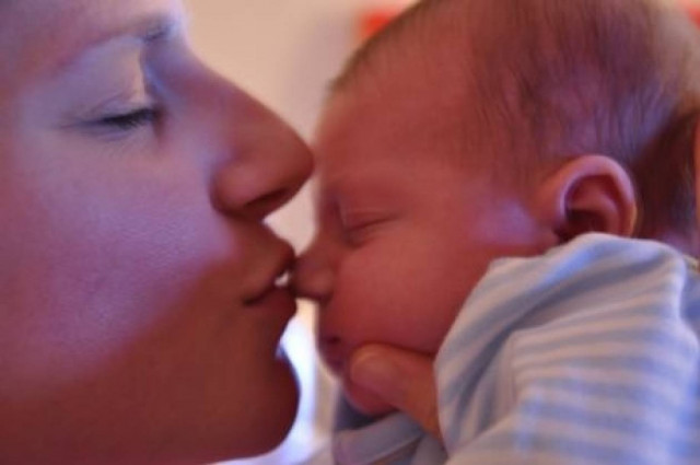 Economist: Σε ποια χώρα είναι καλύτερο να... γεννηθεί το παιδί σας;