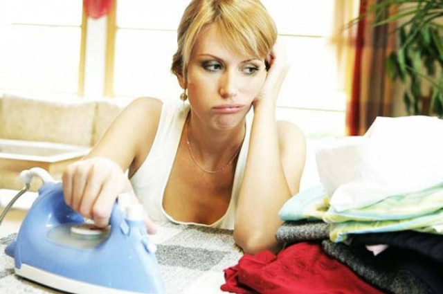 8 δικαιολογίες για να μην κάνετε τις δουλειές του σπιτιού