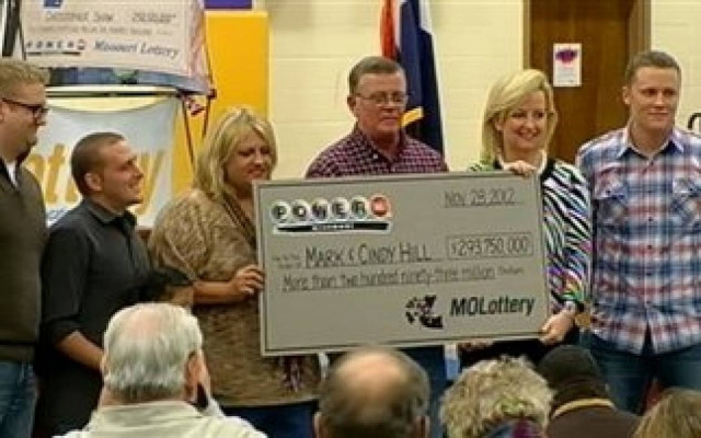 Σε άνεργη το τυχερό δελτίο των 294 εκατ. δολαρίων!