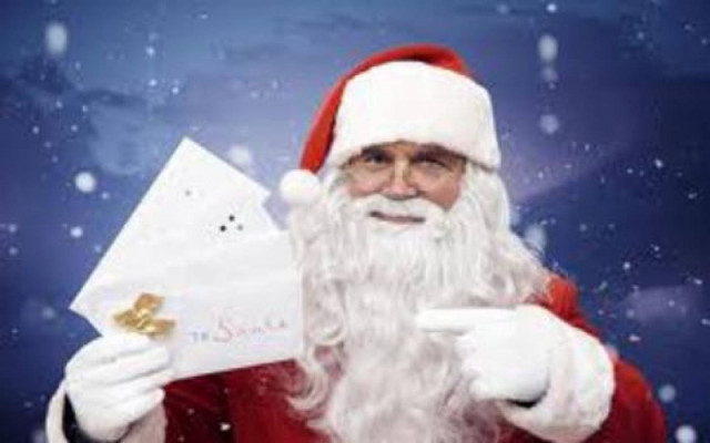 Ντύθηκε Αγιος Βασίλης μοίρασε λεφτά στα θύματα του τυφώνα Σάντι