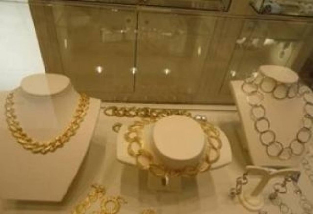 Διάρρηξη σε κοσμηματοπωλείο στον Χολαργό