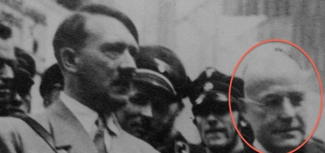 Spiegel: Ὀταν μια γερμανική πόλη υπερασπίζεται παθιασμένα έναν Ναζί