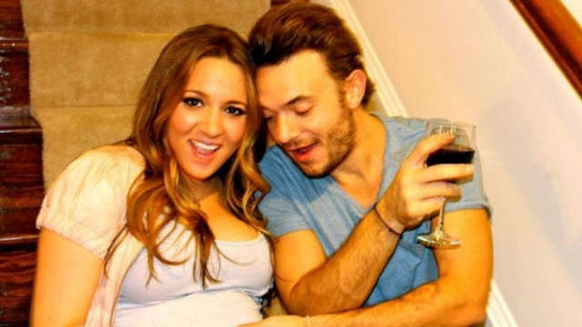 Δείτε την Καλομοίρα λίγες εβδομάδες πριν τη γέννηση των μωρών της!