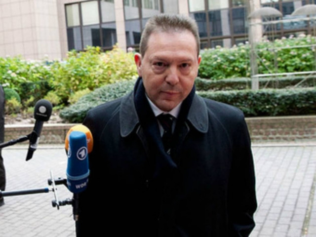 Αρχίζει η διαδικασία επαναγοράς ομολόγων για τη μείωση του χρέους