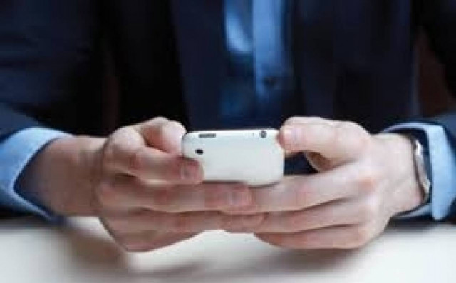 Δεν θα πιστεύετε πόσο του ήρθε ο λογαριασμός στο κινητό!