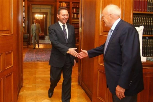 Συνάντηση Παπούλια – Στουρνάρα την Τετάρτη