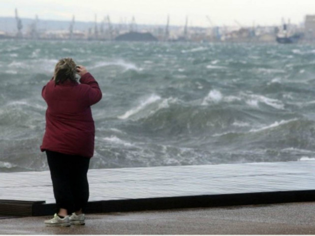 Πολλά προβλήματα λόγω της κακοκαιρίας - Πού χρειάζονται αλυσίδες