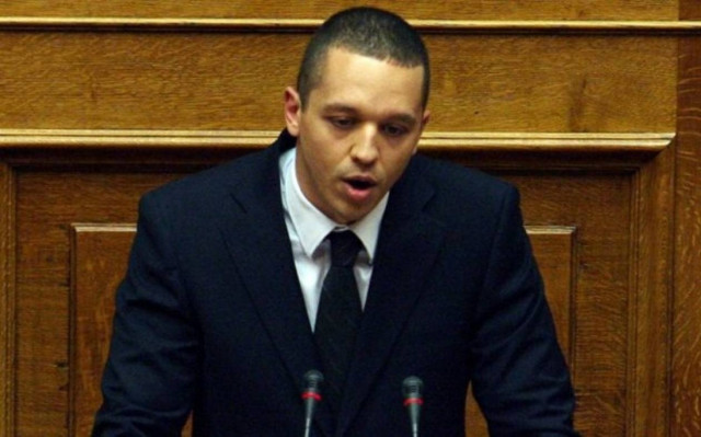 Κασιδιάρης: Είμαστε τρομοκρατικός στόχος και μας αφαιρούν τη φρουρά