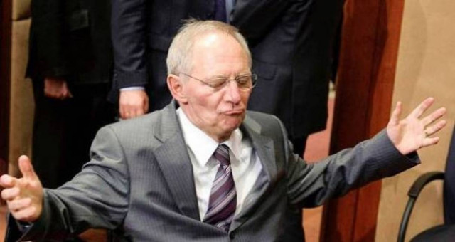 L Echo: Δεν θέλoυν οι Γάλλοι το «γεράκι» Σόιμπλε Πρόεδρo του Eurogroup