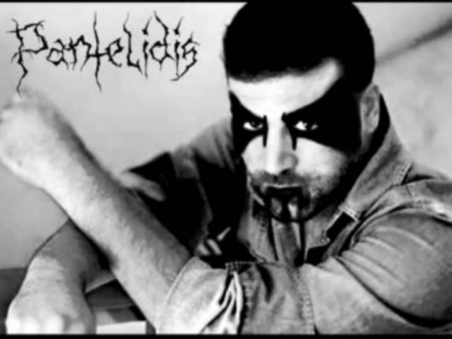 Απίστευτο: To «Δεν ταιριάζετε σου λέω» σε... Metal έκδοση