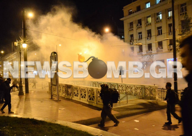 ΤΩΡΑ: Επεισόδια στο κέντρο της Αθήνας